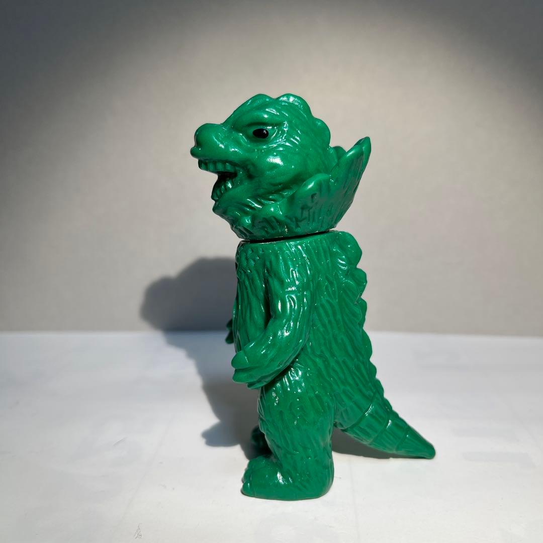 ブルマァク　ジラース　ソフビ