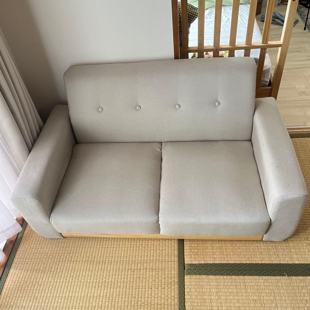 【明日処分のため最終値下げ】二人掛けソファ／コンパクトサイズ（幅130cm）