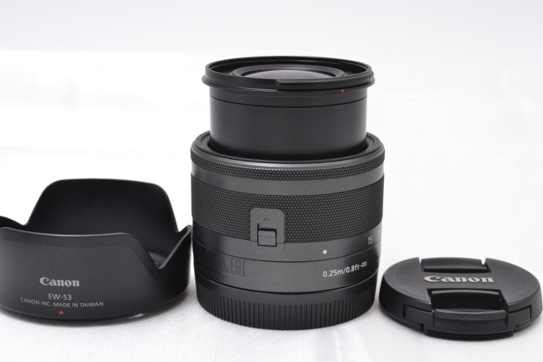 ■ 美品 ■ キャノン　Canon EOS Kiss M ホワイトレンズキット