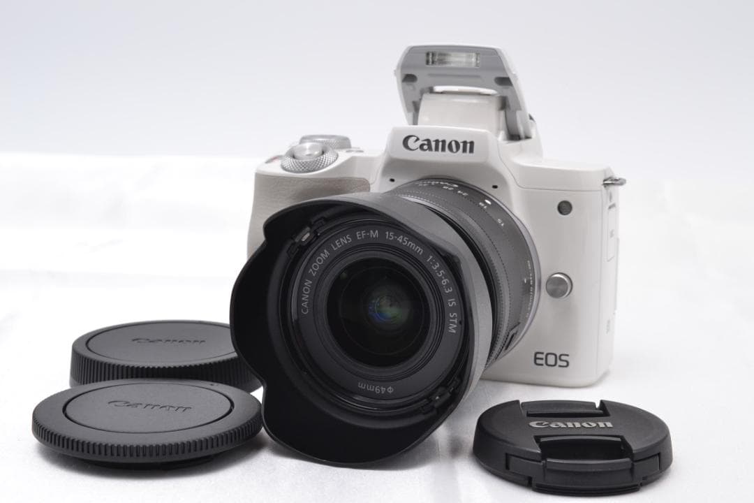 ■ 美品 ■ キャノン　Canon EOS Kiss M ホワイトレンズキット