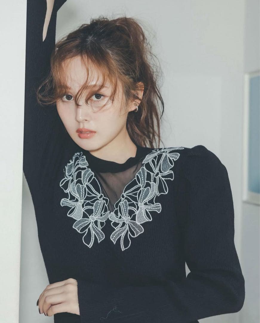 リランドチュール デコルテリボンドッキングニットワンピース