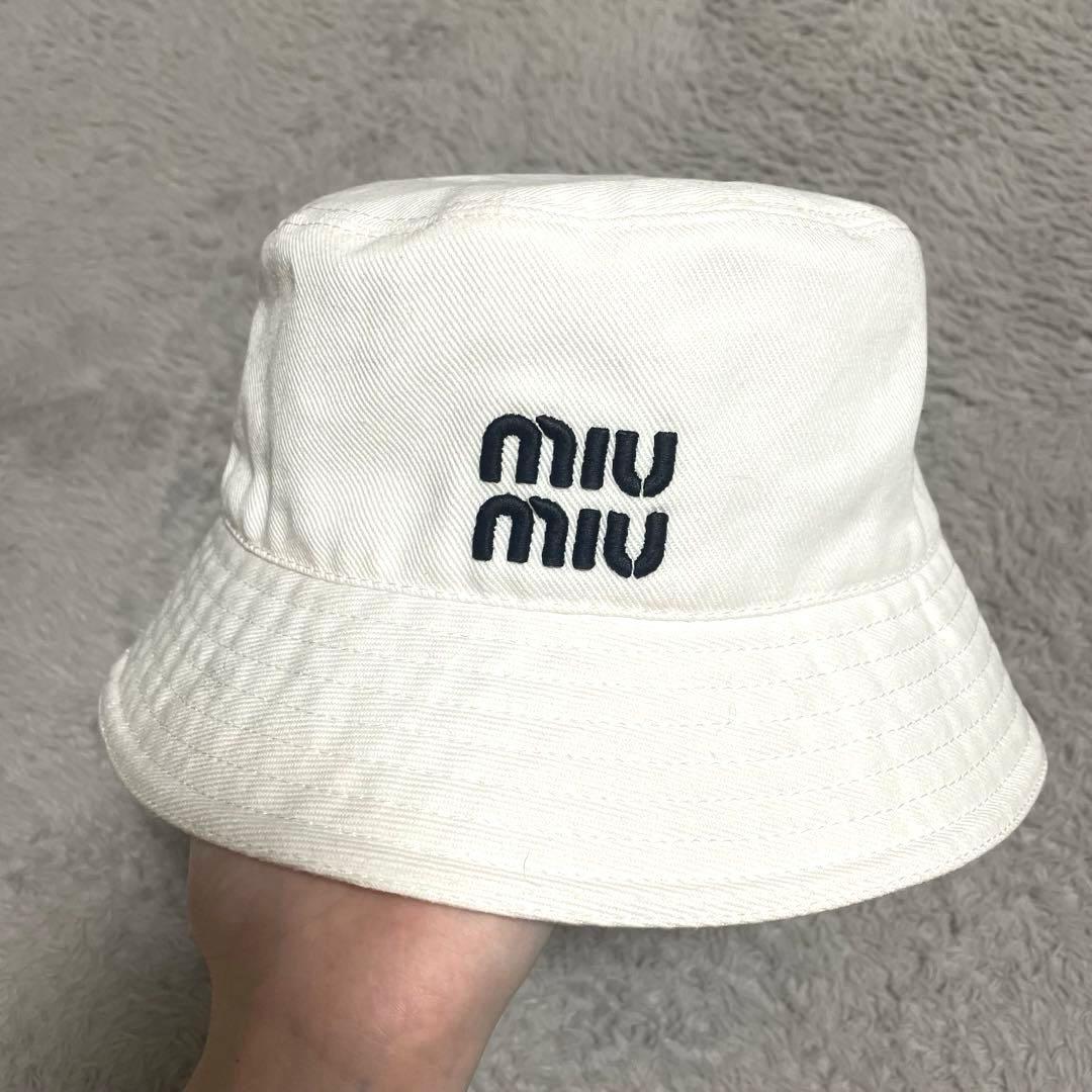 miu miu バケットハット バケハ S ホワイト