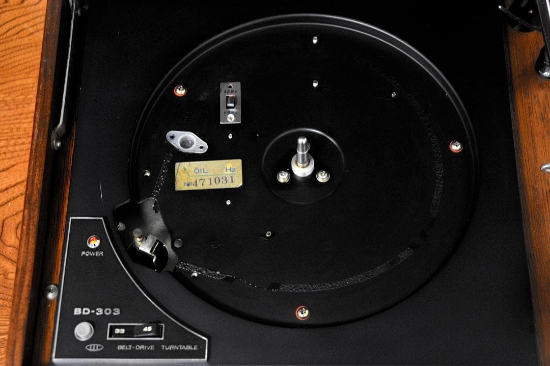 ★CEC BL-303 レコードプレーヤー専門メーカーがつくる本格がある♪