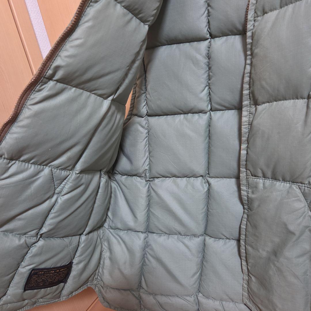Eddie Bauer グリーン ダウンベスト　黒タグビンテージ