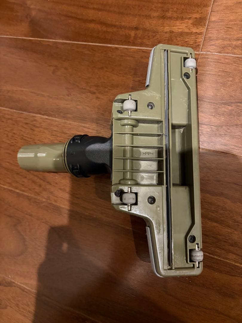 マキタ掃除機 オリーブグリーン 充電器・バッテリー1個付き