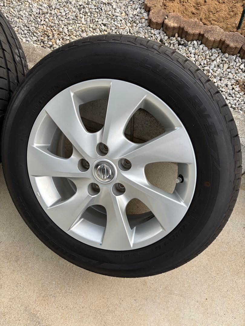 ミントグリーン