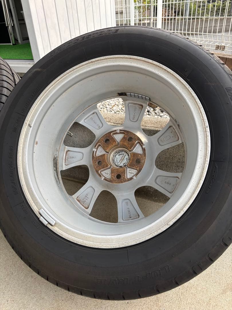 ミントグリーン