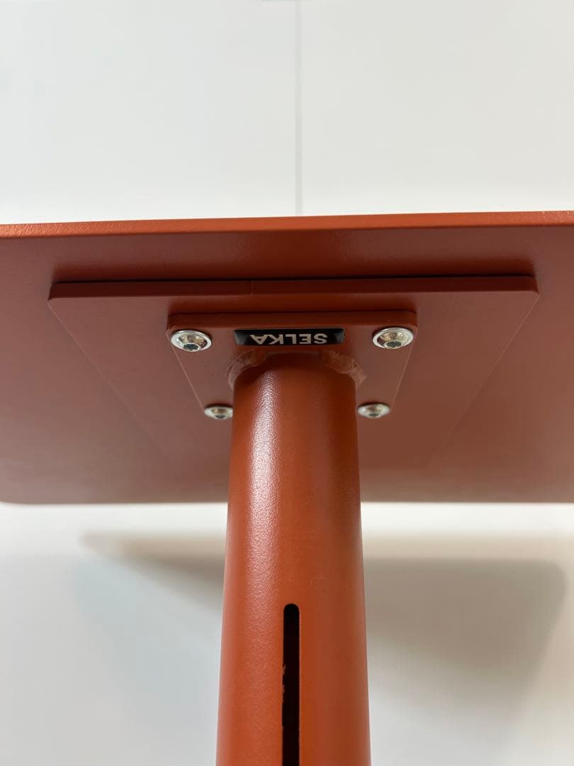 KANADEMONO 昇降式サイドテーブル　テラコッタ