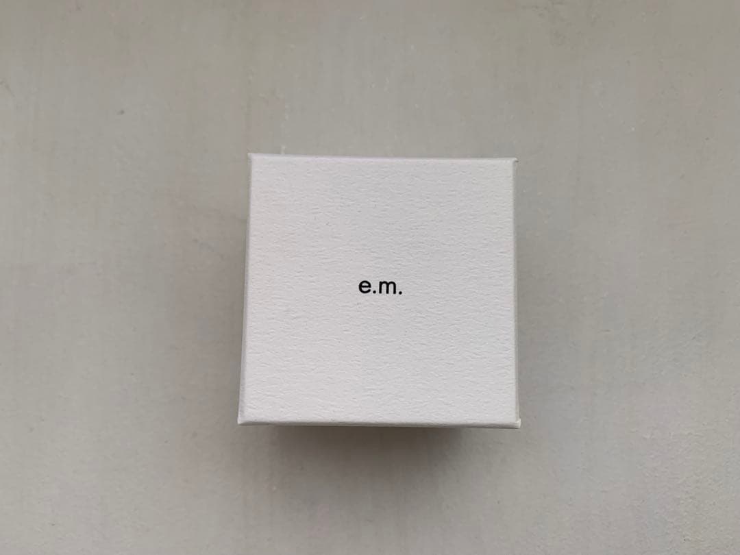 ［AKira07］『e.m.』ブラックジルコニア　フープピアス