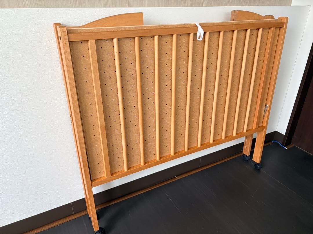 スリーピー木製ベビーベッド「ワンタッチハイベッドパル」