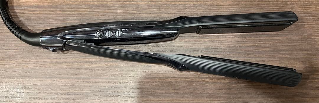 リファ　ストレートアイロン　プロ