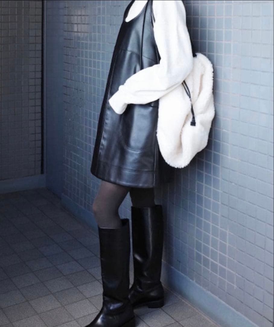 AKTE フェイクレザーミニワンピース