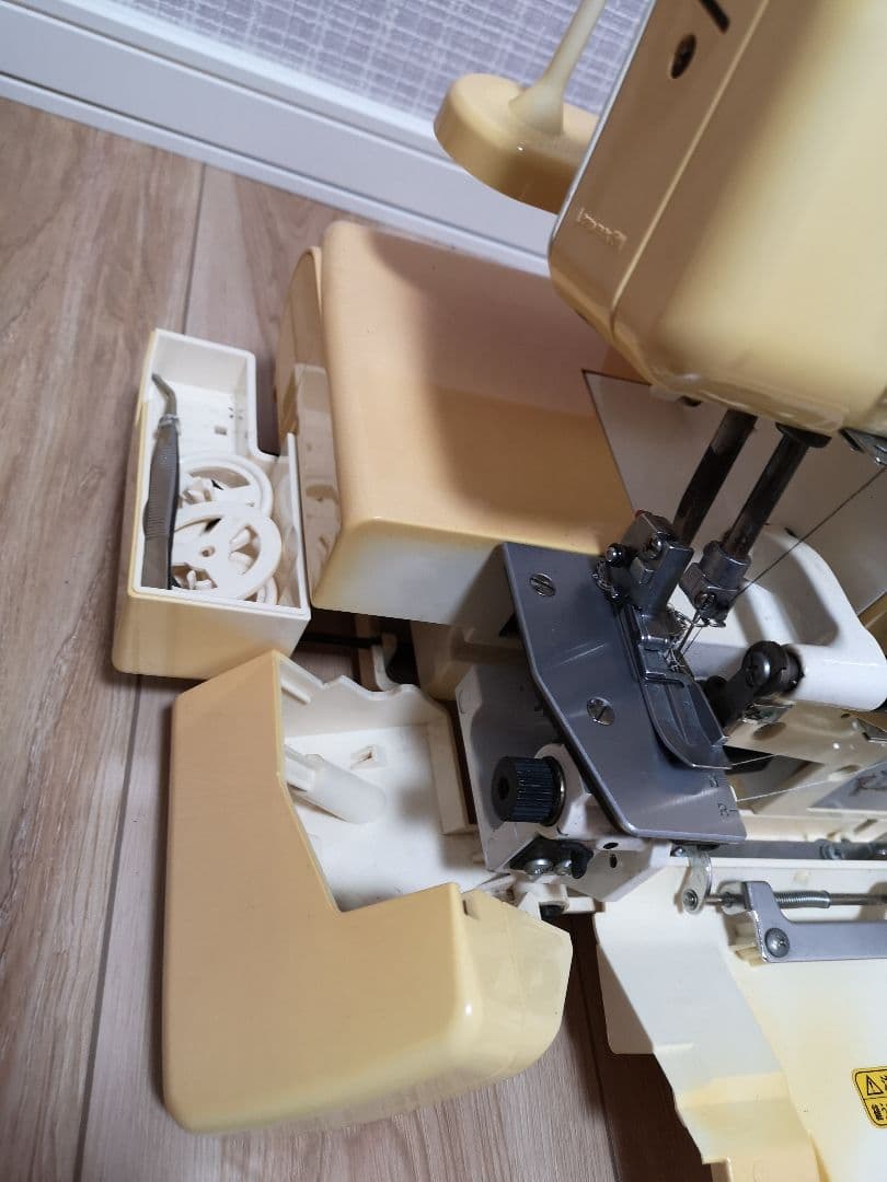 ジューキ　ロックミシン