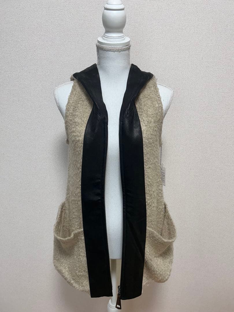 新品未使用　PRIDE プライド　 ノースリーブ　フェイクレザーパーカー