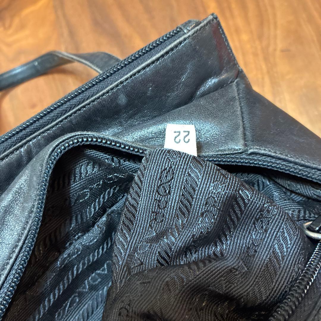 本日値下げ最後の1点⭐︎PRADA レザー ハンドバッグ ブラック