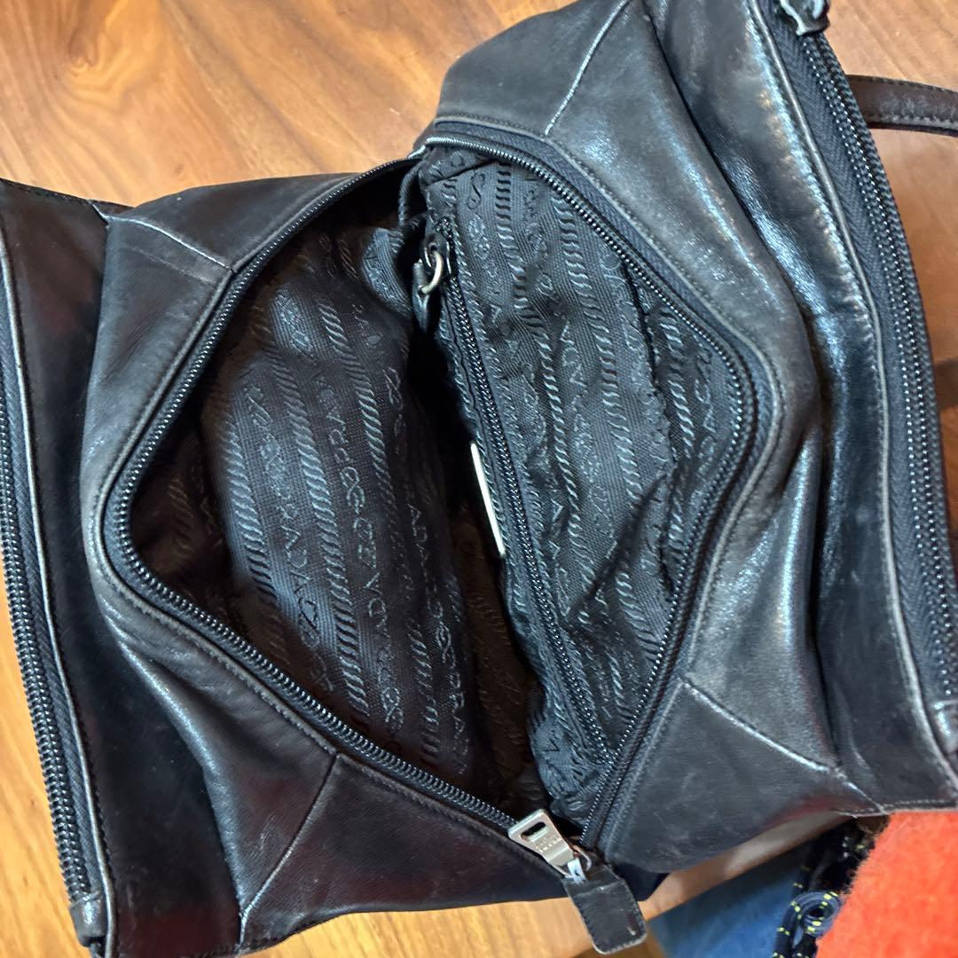 本日値下げ最後の1点⭐︎PRADA レザー ハンドバッグ ブラック