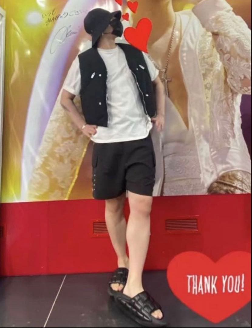 BALMAIN B-ITquilted slidessandals 登坂広臣着用