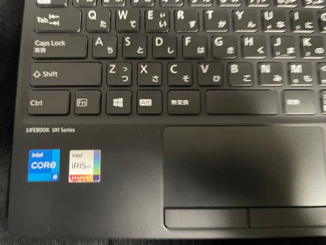 富士通LIFEBOOK UHシリーズ　ノートPC i5