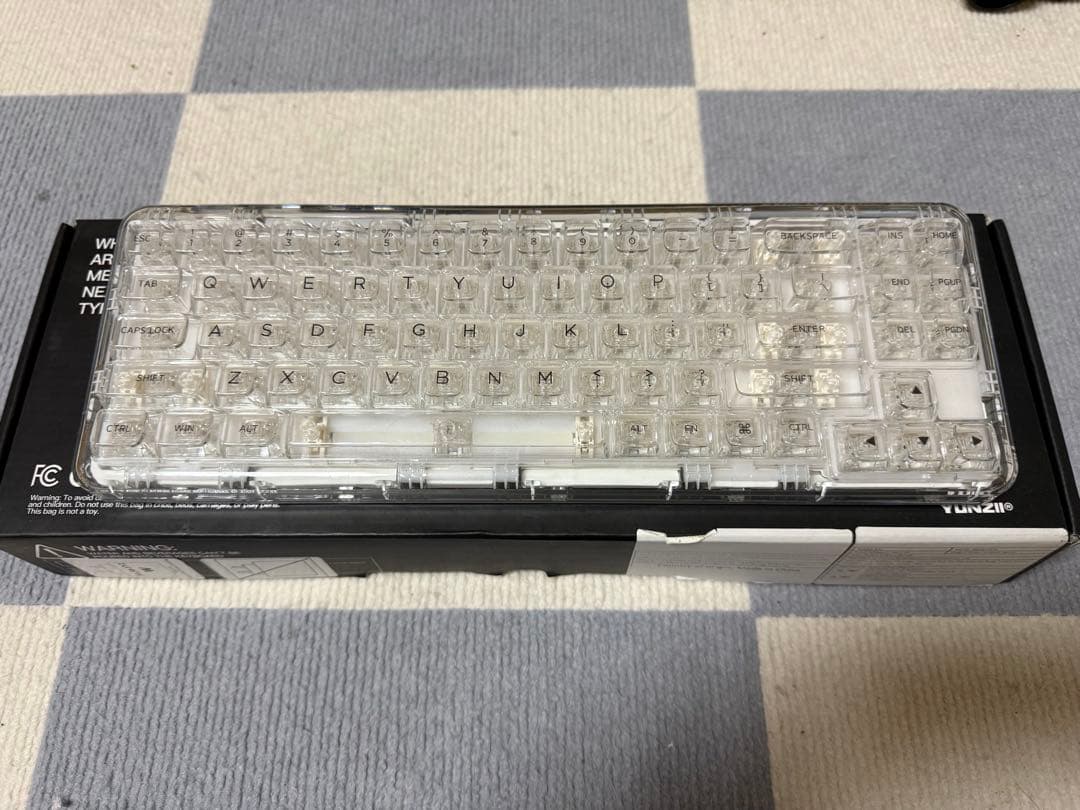 YUNZII X71 キーボード クリスタルアイス軸