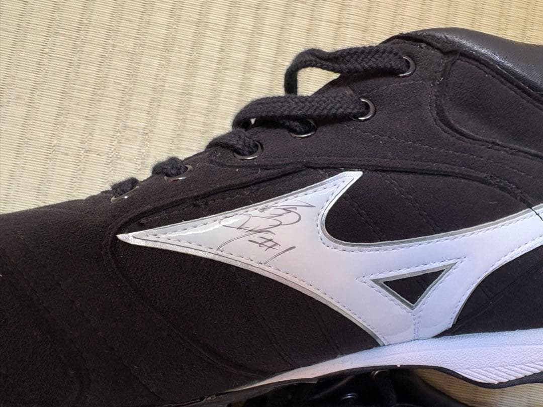 Mizuno スパイクシューズ 西武ライオンズ 栗山巧 サイン入り