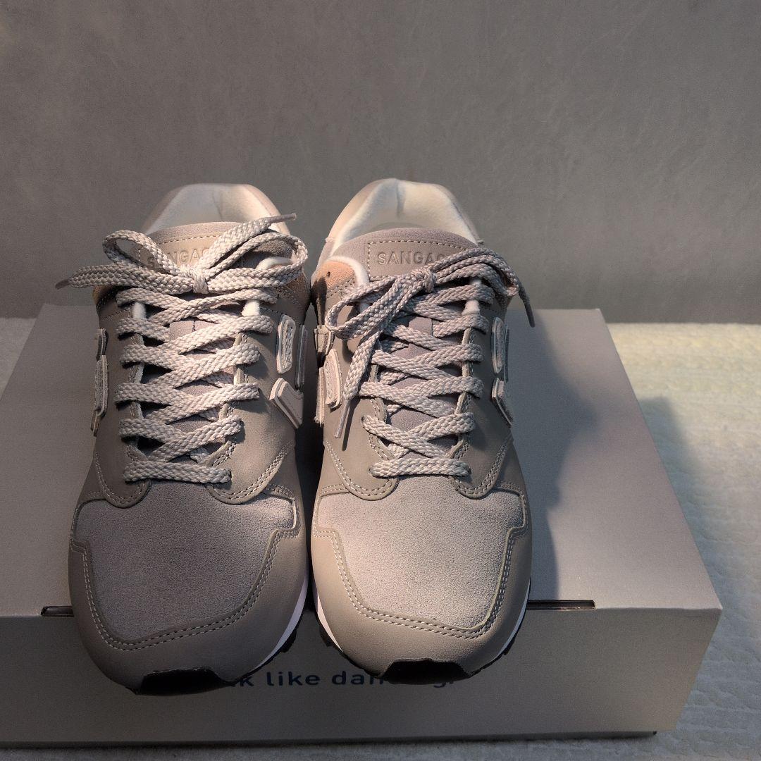 SANGACIO にゅ〜ずグレースニーカー 24.5 cm10周年モデルヨガ靴下