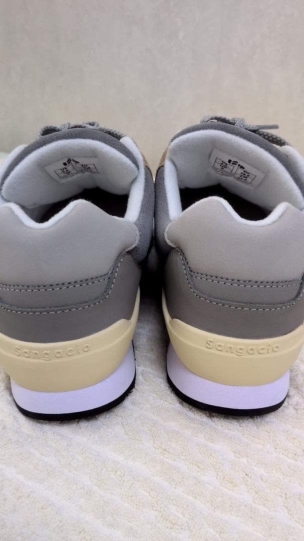 SANGACIO にゅ〜ずグレースニーカー 24.5 cm10周年モデルヨガ靴下