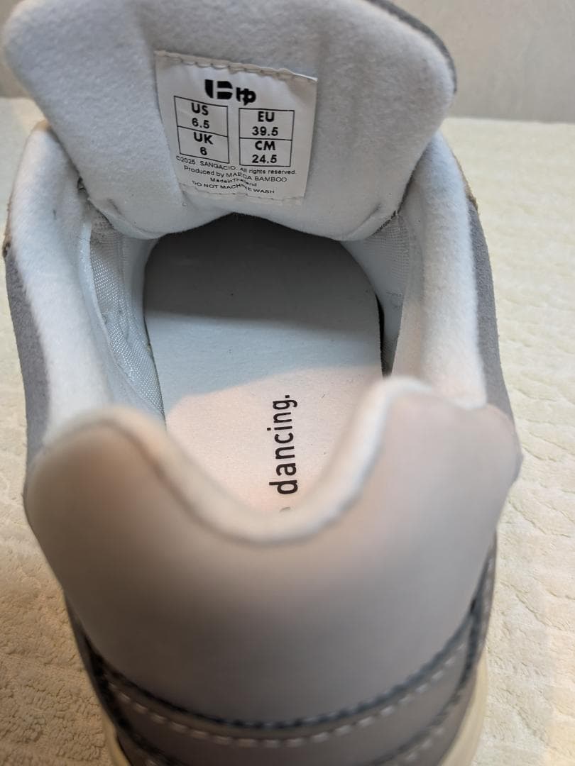 SANGACIO にゅ〜ずグレースニーカー 24.5 cm10周年モデルヨガ靴下