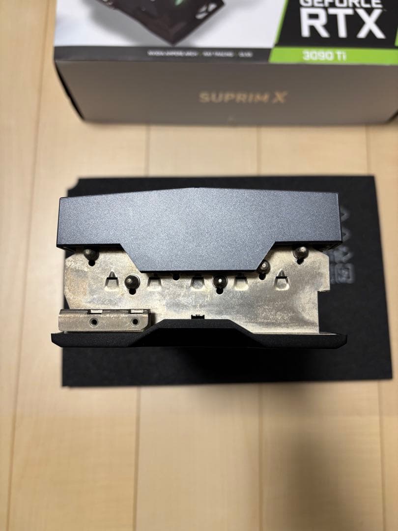 グラフィックボード・グラボ・ビデオカード GeForce RTX 3090 Ti MSI SUPRIM X 24 GB