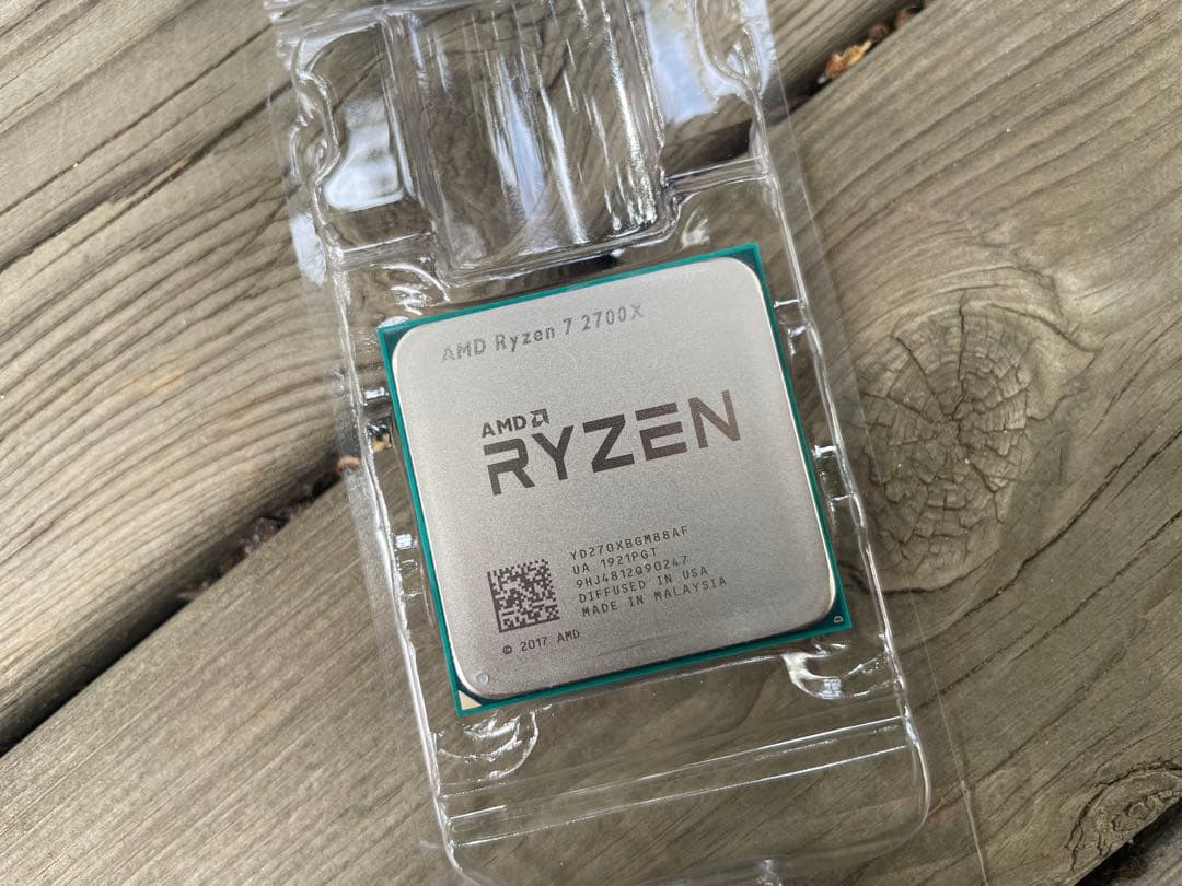 【中古】AMD Ryzen7 2700X wraith Prism cooler