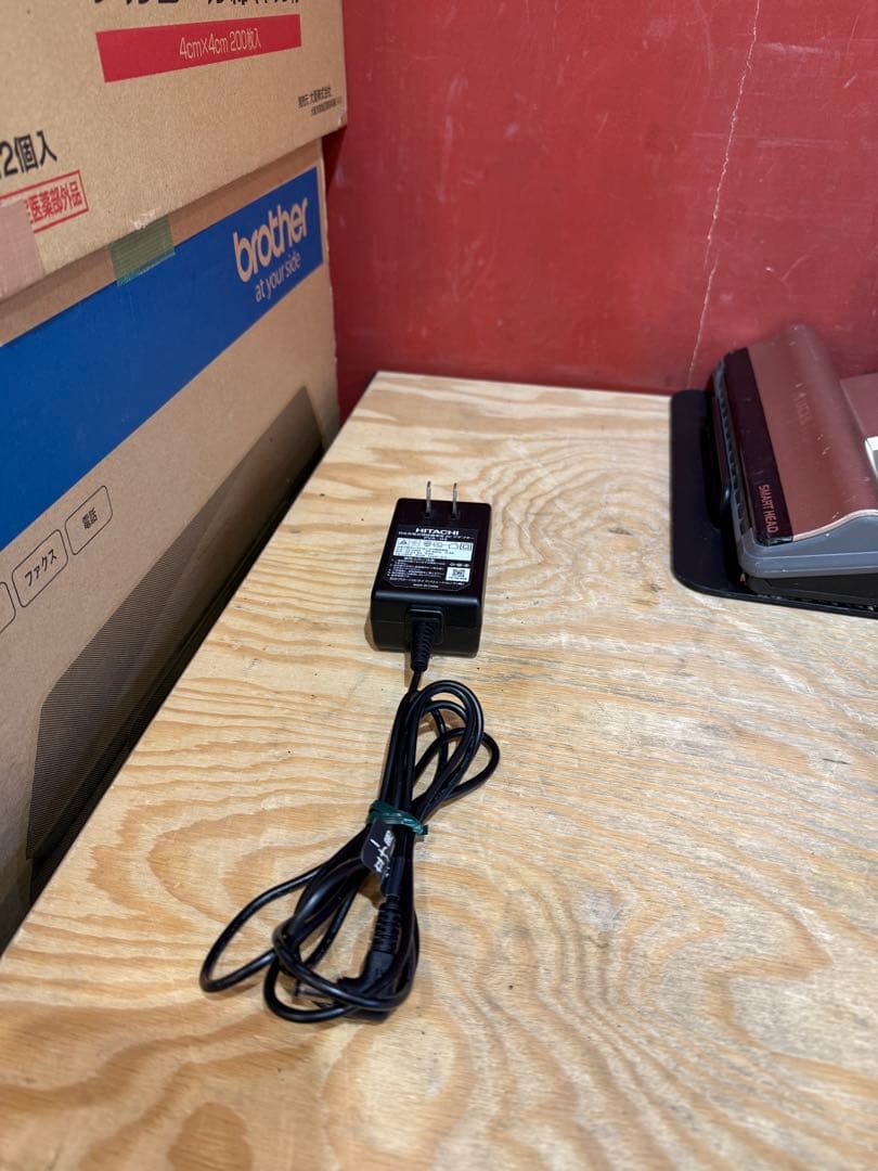 【スタンド付き】 HITACHI 掃除機 ラクかる軽量 PV-BHL2000J