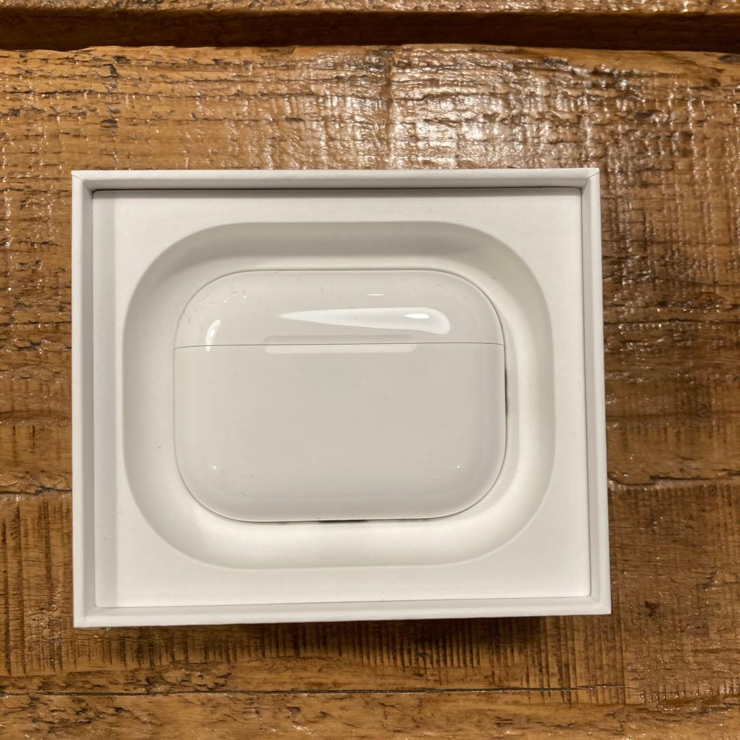 美品⭐︎AirPods Pro 3 充電ケース付き2025年9月30日購入