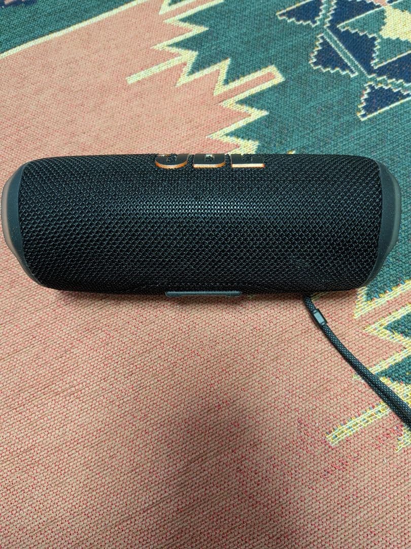 JBL FLIP6 ブラック 付属品付き 美品