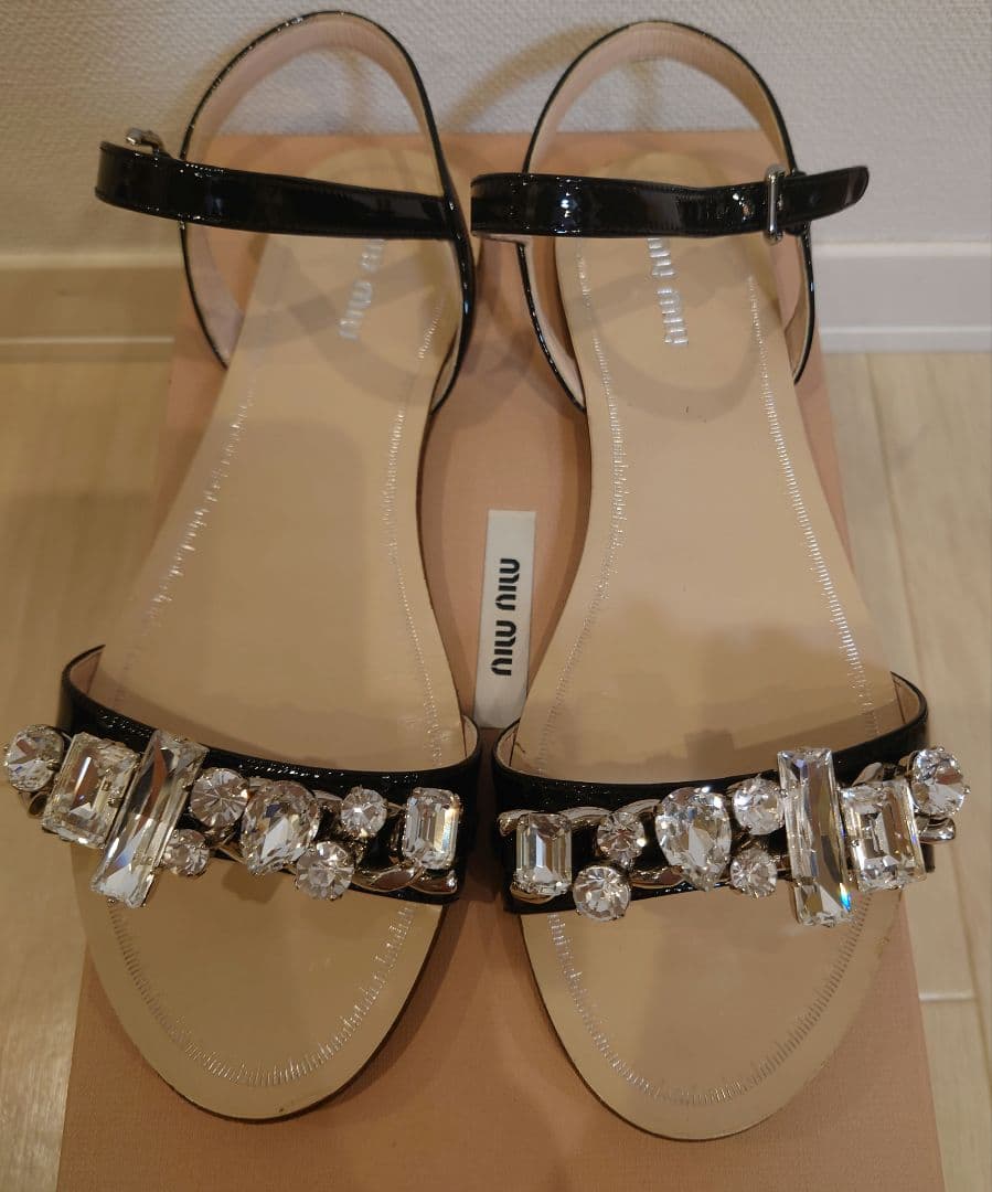 ミュウミュウ　miu miu フラット サンダル　ビジュー