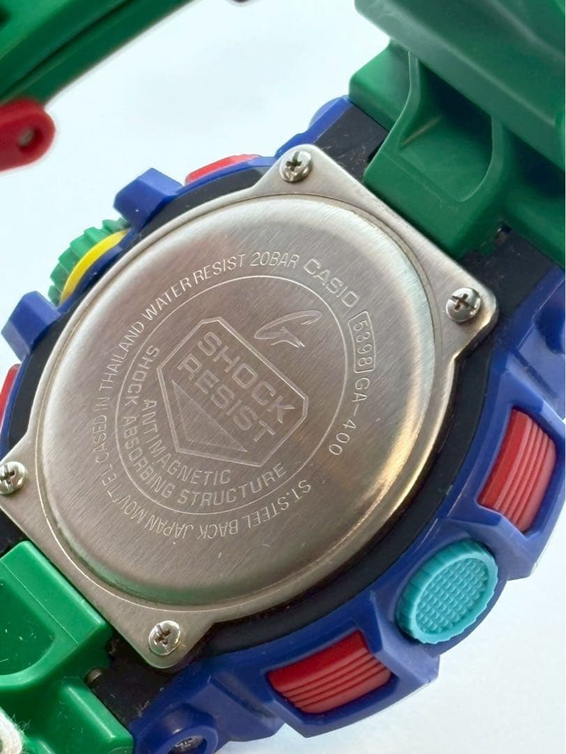 G-SHOCK 腕時計　ハイパーカラーズGA-400-2AJF