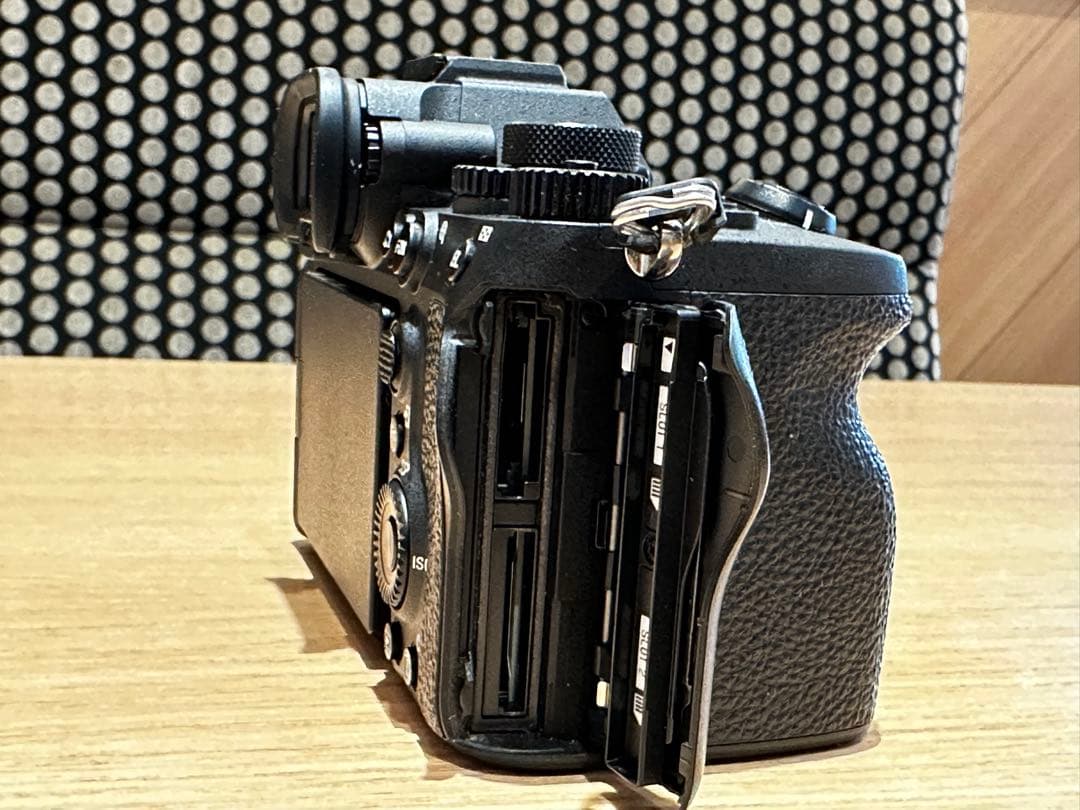 SONY α7Ⅳ ILCE-7M4 付属品完備 SmallRigケージ付