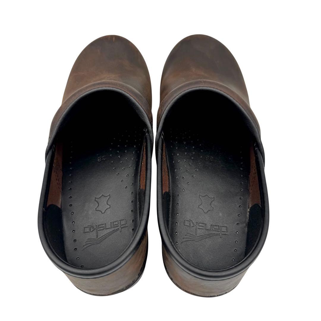 美品■dansko ダンスコ 38 オイルドレザー プロフェッショナルクロッグ