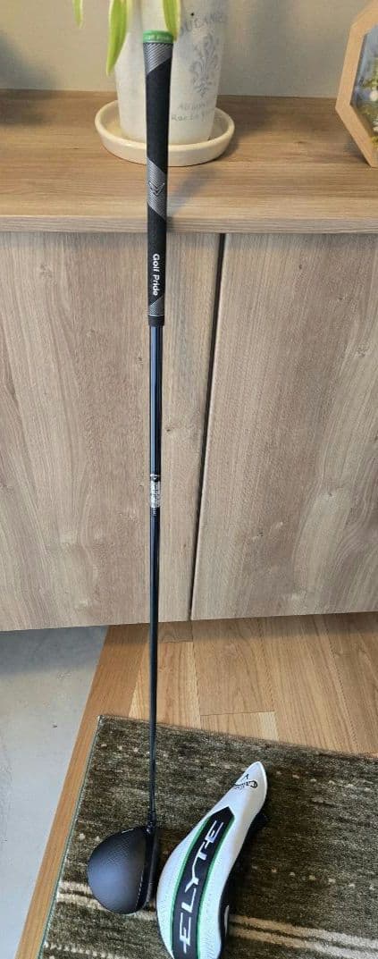 キャロウェイ　Elyte MAX FAST ドライバー