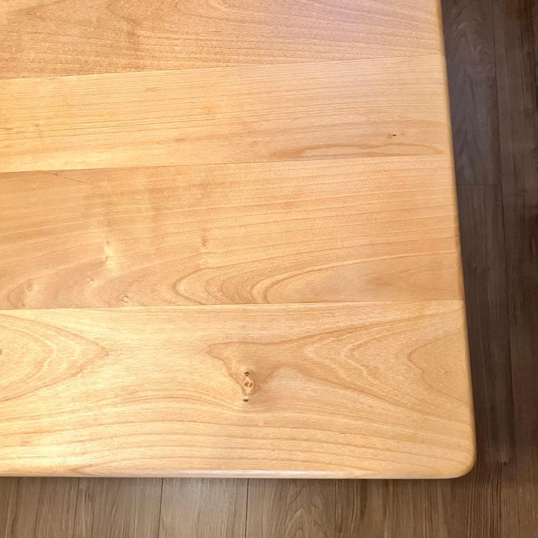 リセノダイニングテーブル_アルダー無垢材_135×80×70