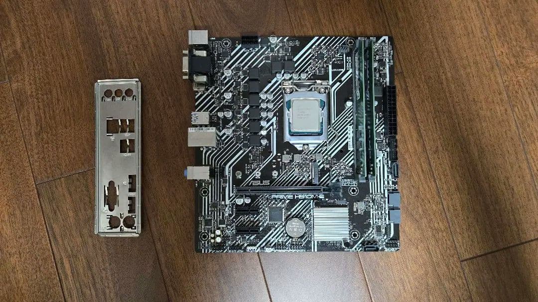 mATXマザーボード i7 11700 8GBx2枚メモリ付き