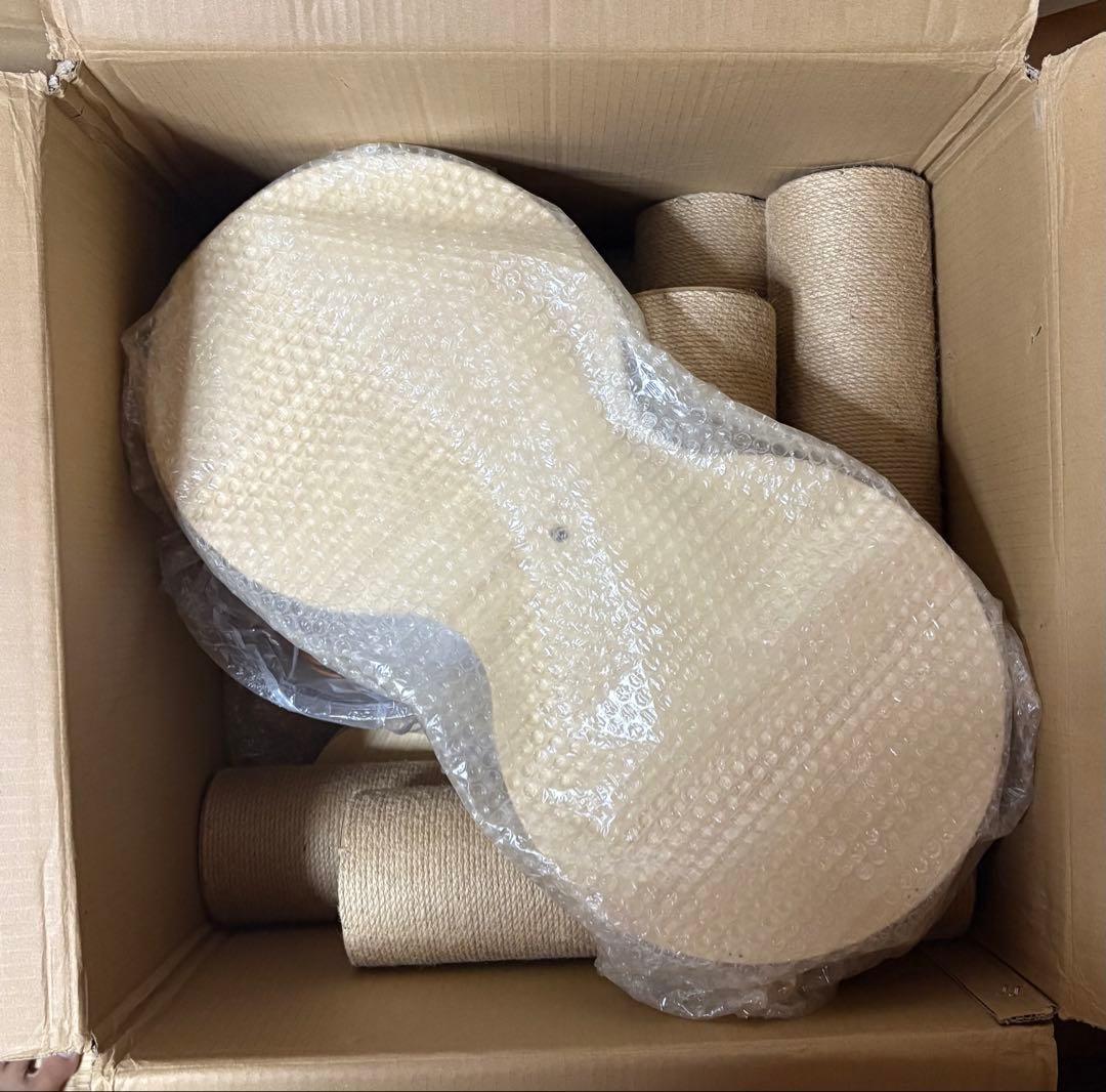 【新品・未使用】　突っ張り式　キャットタワー