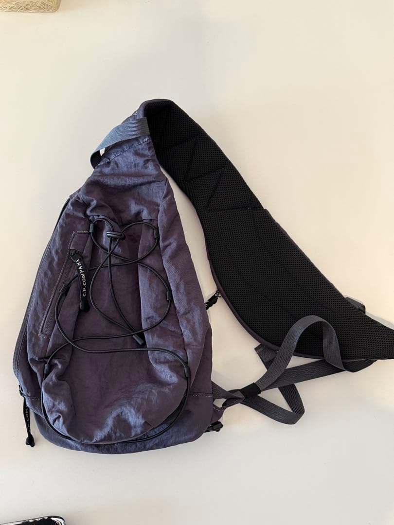c.p.company スリングバック　ショルダーバッグ