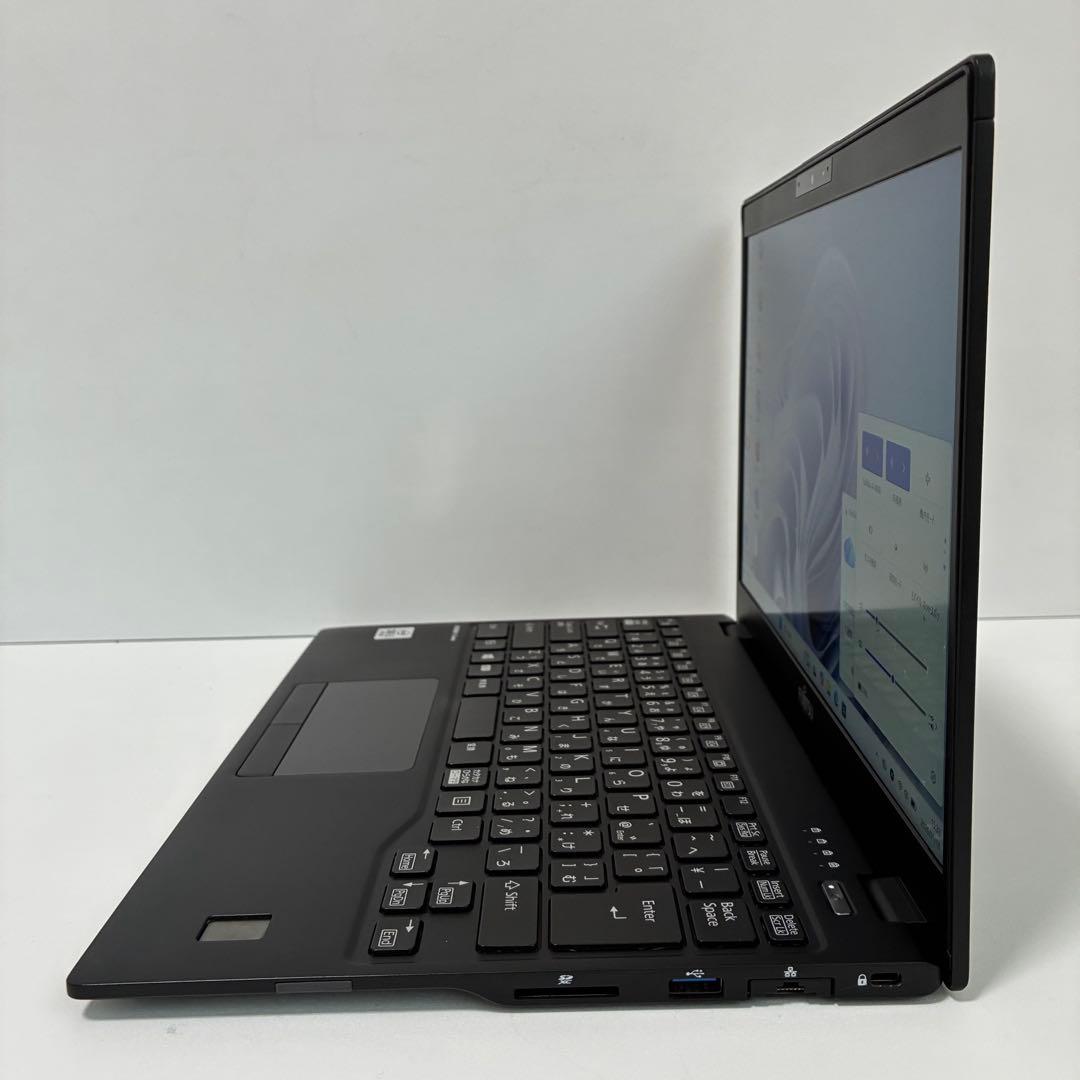 軽量777g 富士通U9310/D SSD 第10世代i5搭載