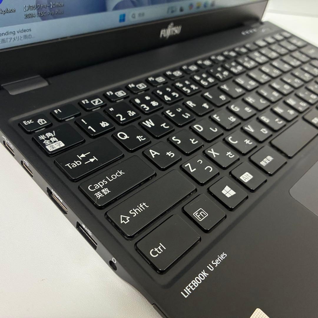 軽量777g 富士通U9310/D SSD 第10世代i5搭載