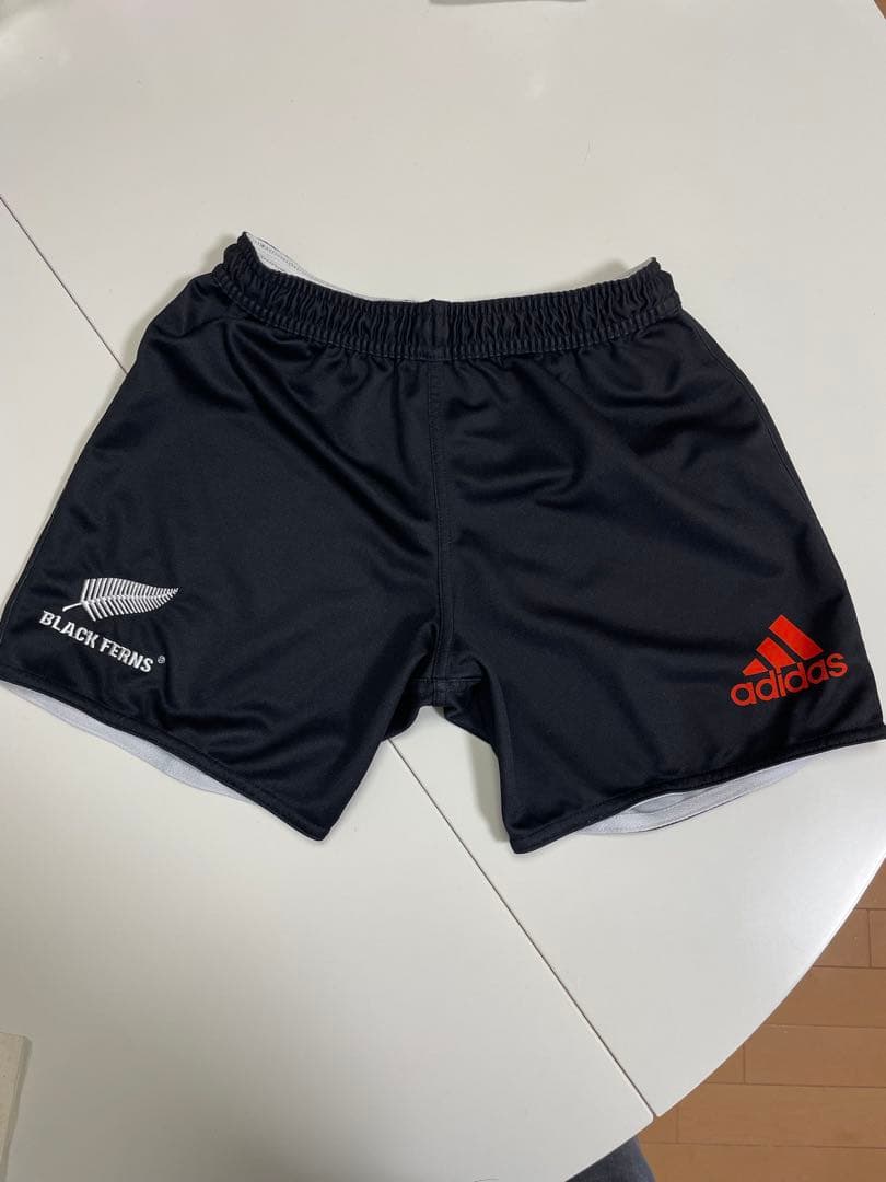 adidas BLACK FERNS ラガーパンツ 黒　ニュージーランド