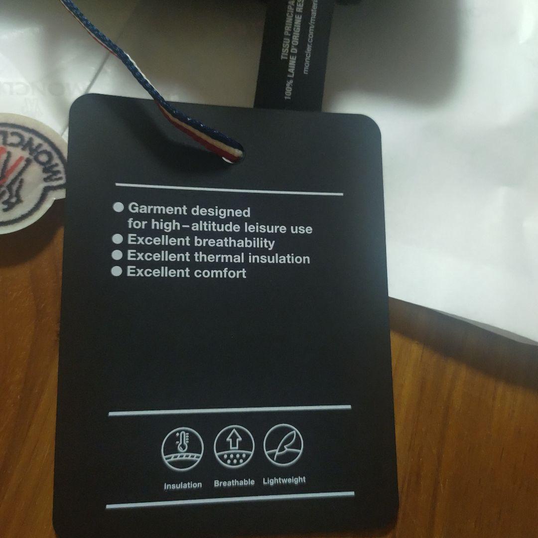 ゴ*ウ様 タグ付き新品未使用✨MONCLER　ニットキャップ