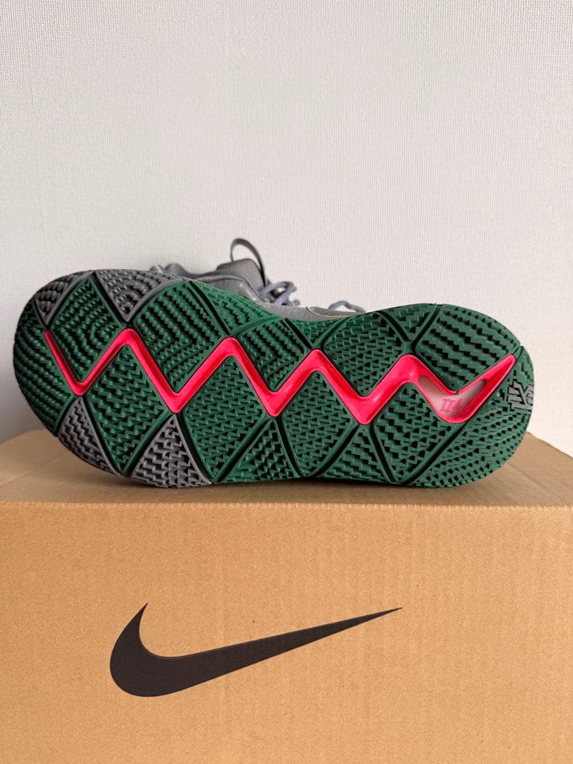 ナイキ カイリー4 シティオブガーディアン NIKE KYRIE 4