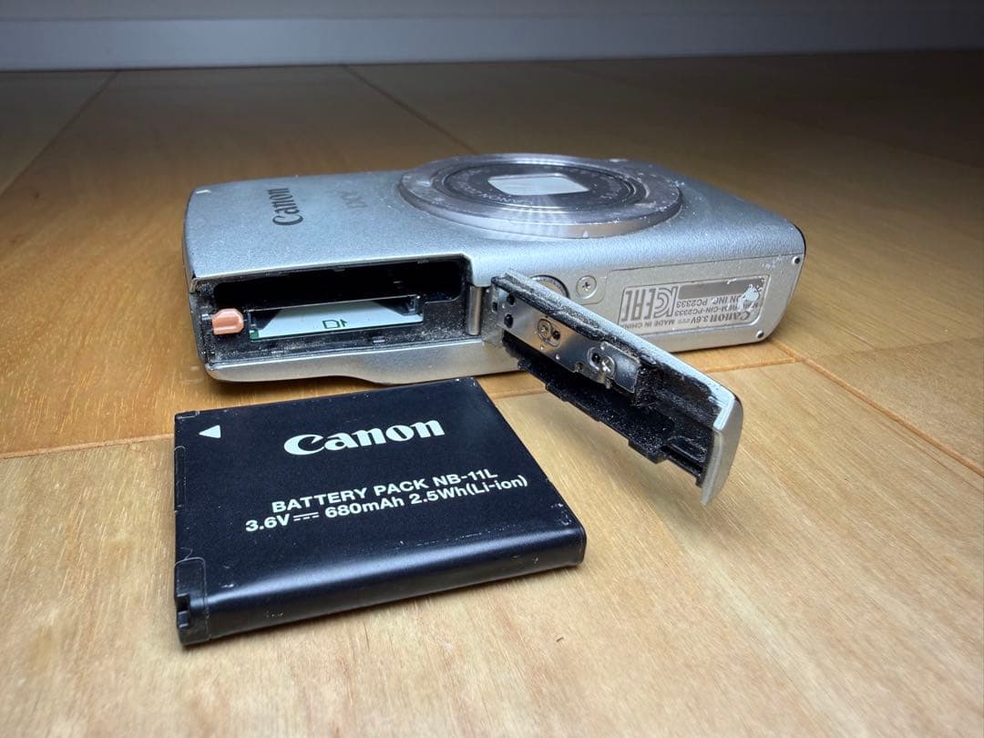 動作品 キャノン PC2333 IXY200 コンパクトデジタルカメラ デジカメ