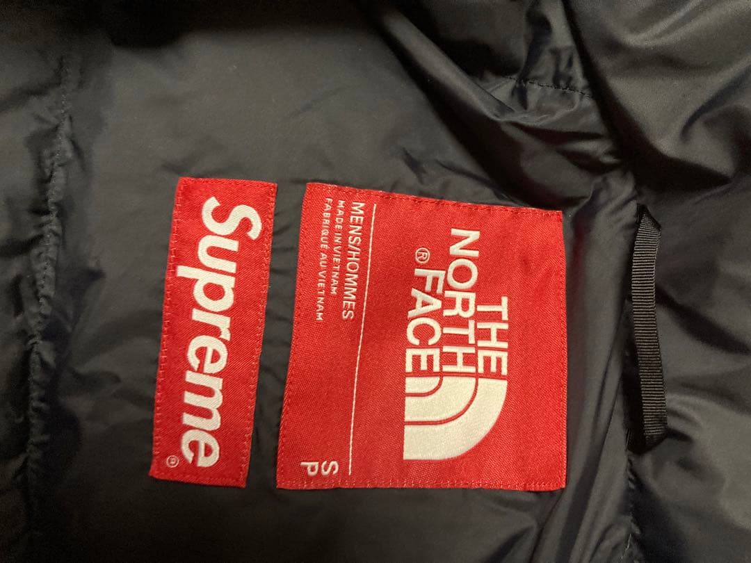 ✴︎シュプリームノースフェイスベスト