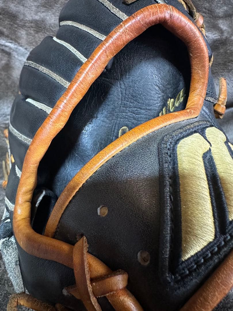 【中古】ミズノプロ　 一般硬式　外野　オーダー　ビッグM 刺繍あり