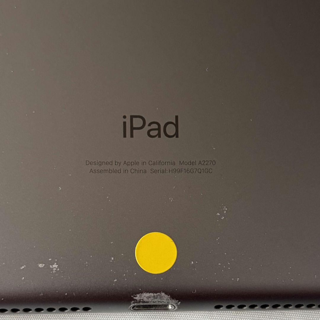 IPad 第8世代 WiFiモデル バッテリー96% アクセ全部入り